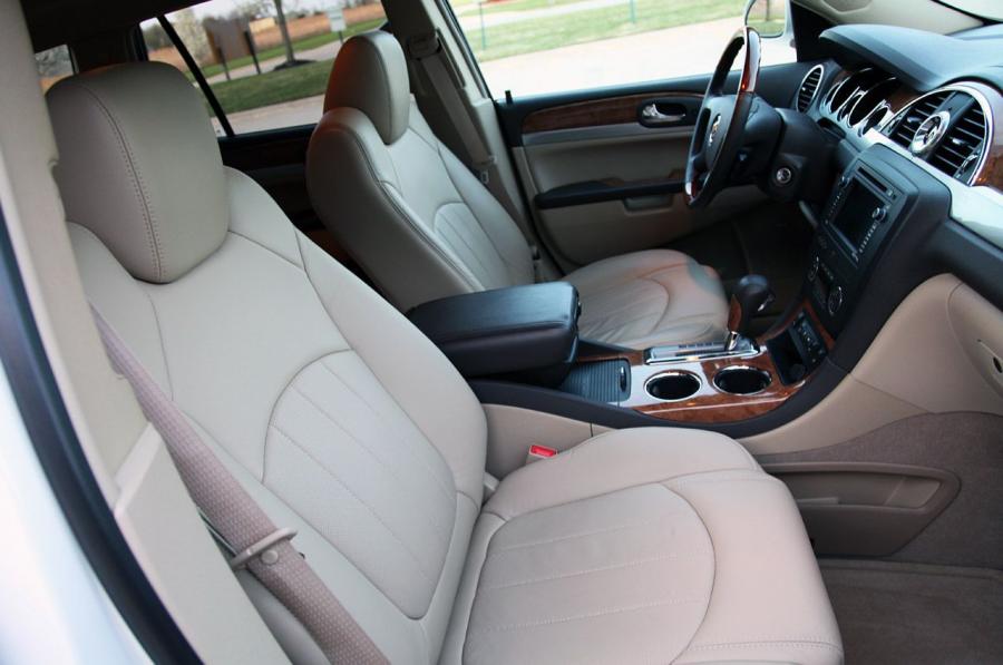  Buick Enclave CXL AWD 2010 года  (фото 22 из 51)
